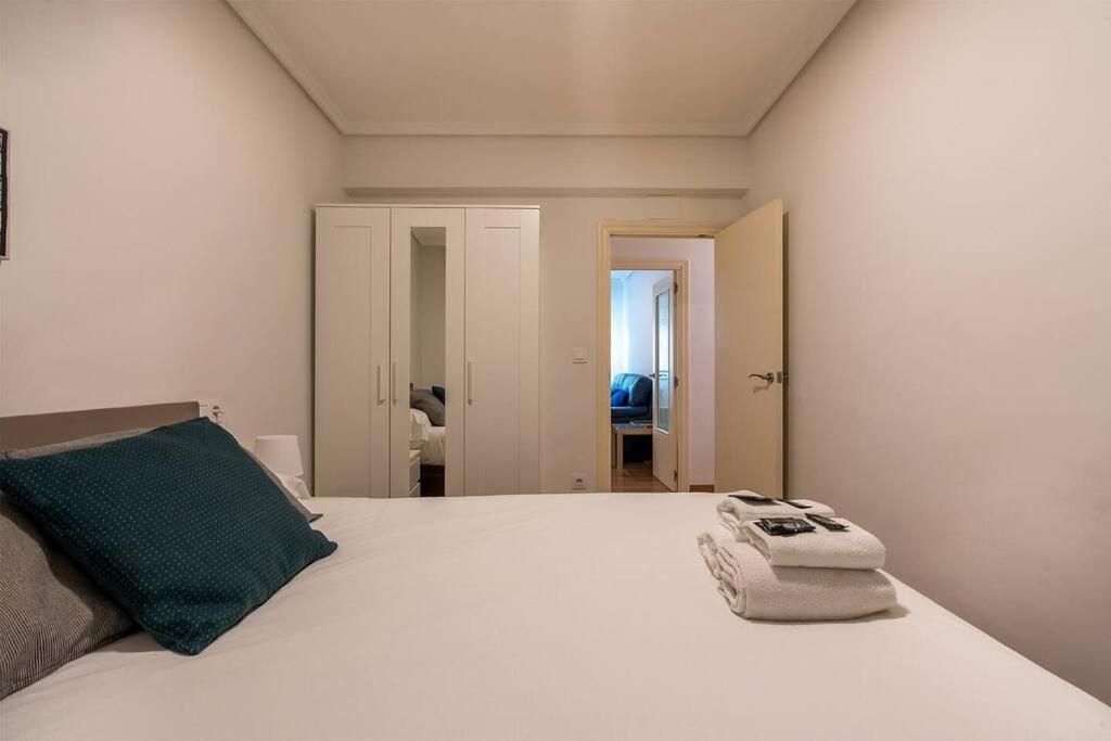 Vt En La Ribera De Bilbao Apartment Ngoại thất bức ảnh
