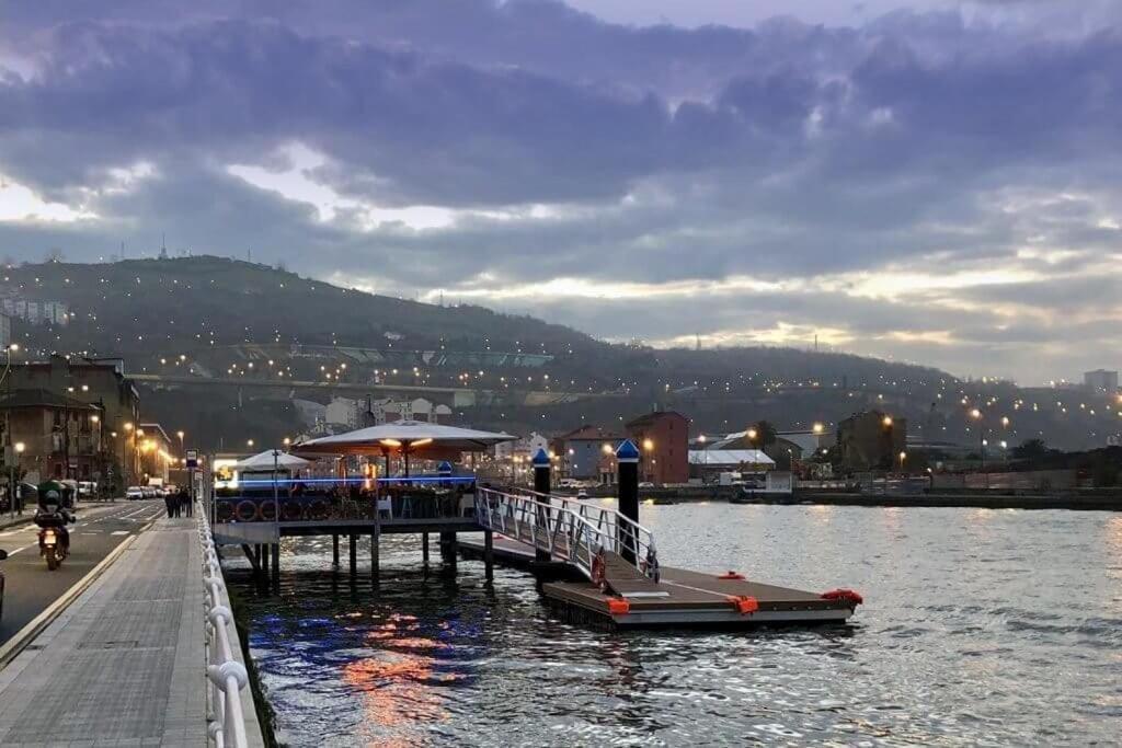 Vt En La Ribera De Bilbao Apartment Ngoại thất bức ảnh